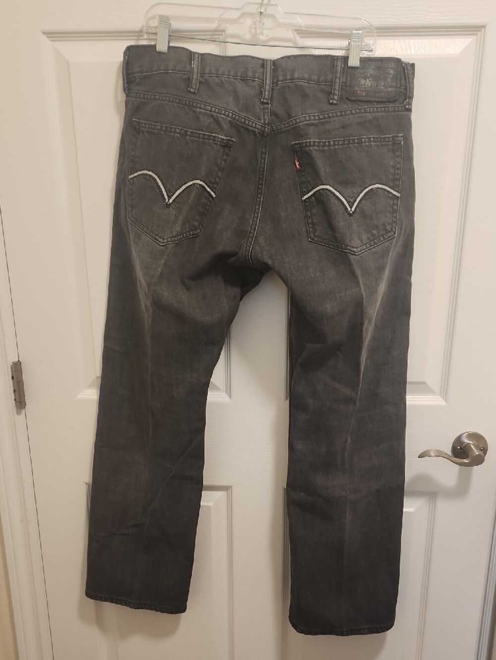 514 Levi's Jeans - 38 X 30 - Picture 4 of 9